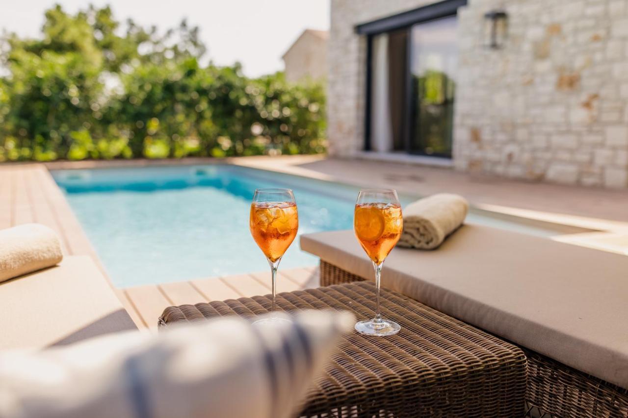 Villa Deluxe